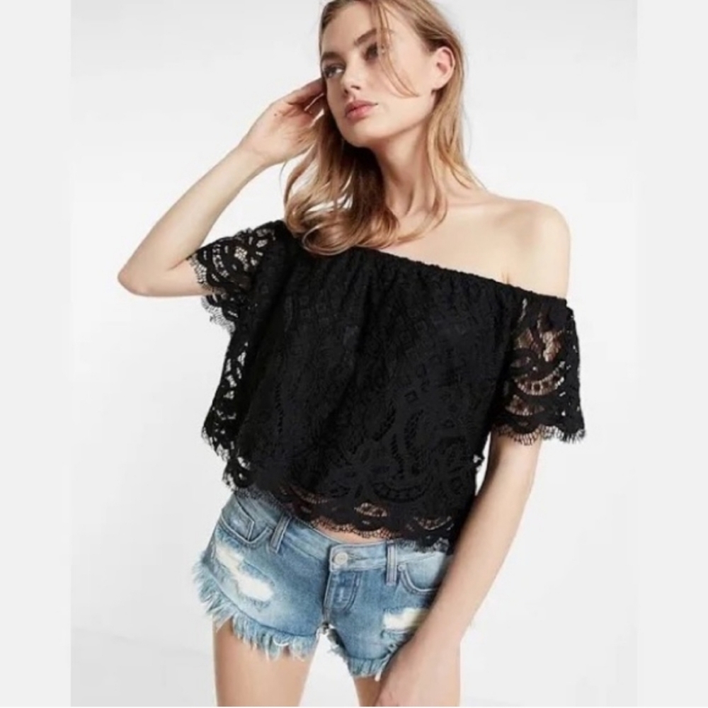EXPRESS Black Crop Top